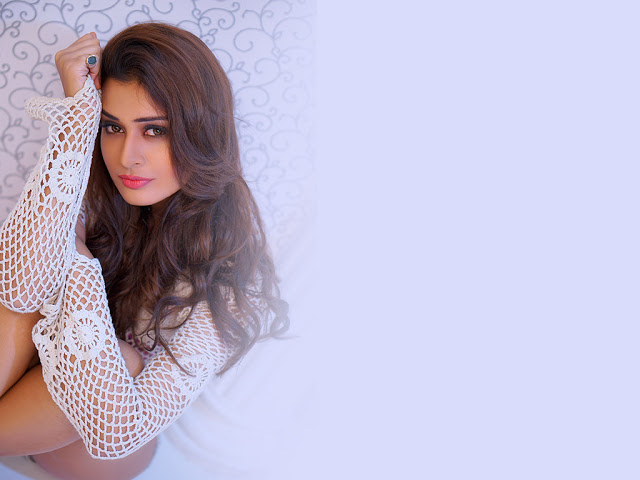 Actress Payal Rajput Latest Hot Photoshoot Pics 6